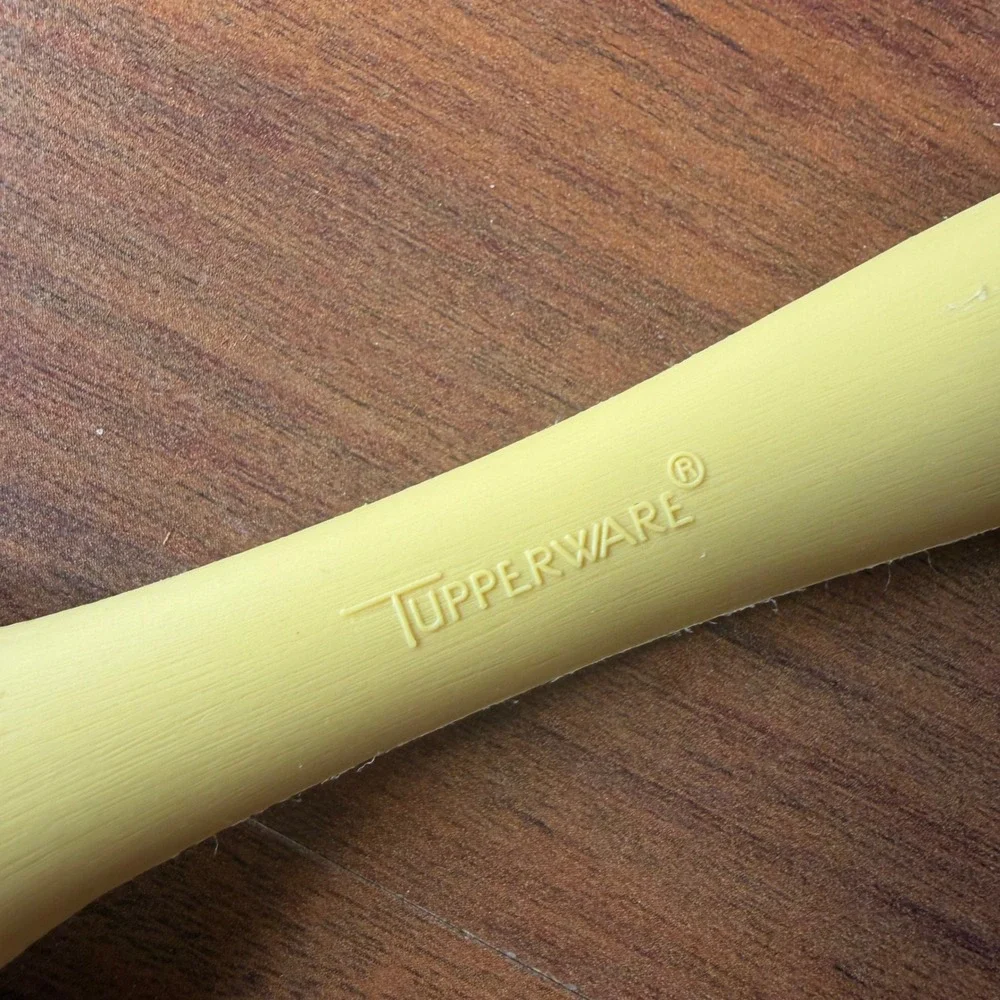 Tupperware Vintage Yellow Spork Salad Server Serving Utensil Retro‎ Kitchenware